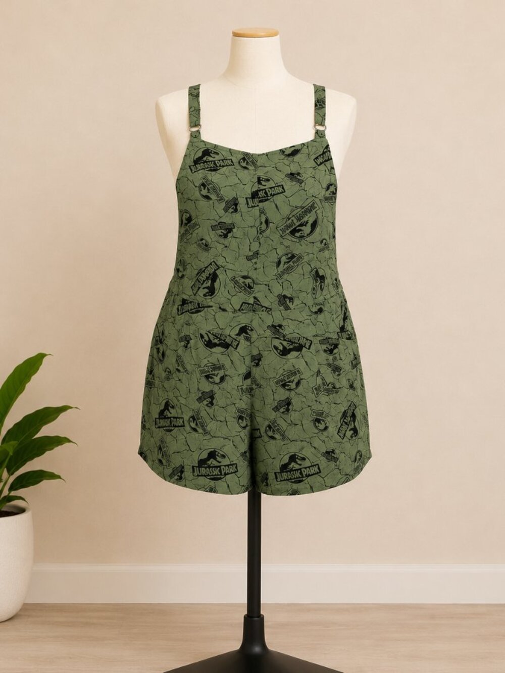 Jurassic Park Rolled Hem Shortall 1X NWT